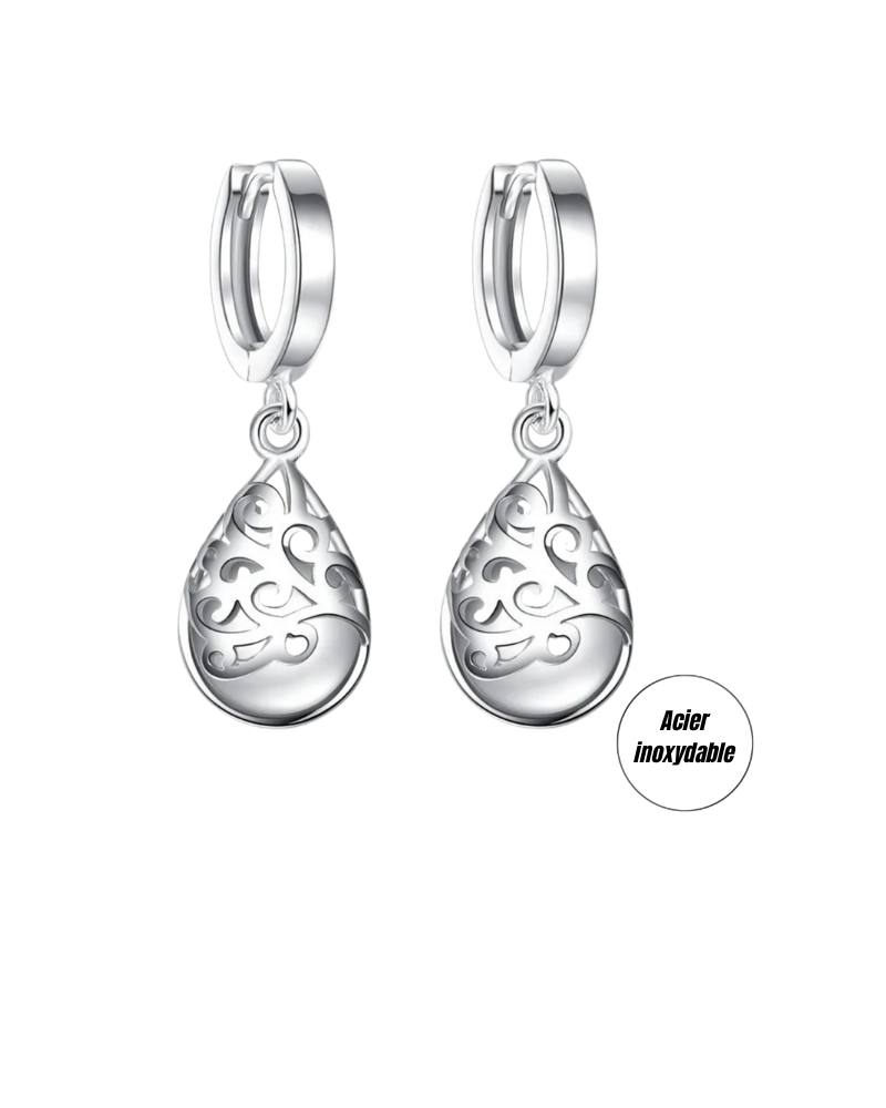 (b) Boucle d'oreille Soraya White